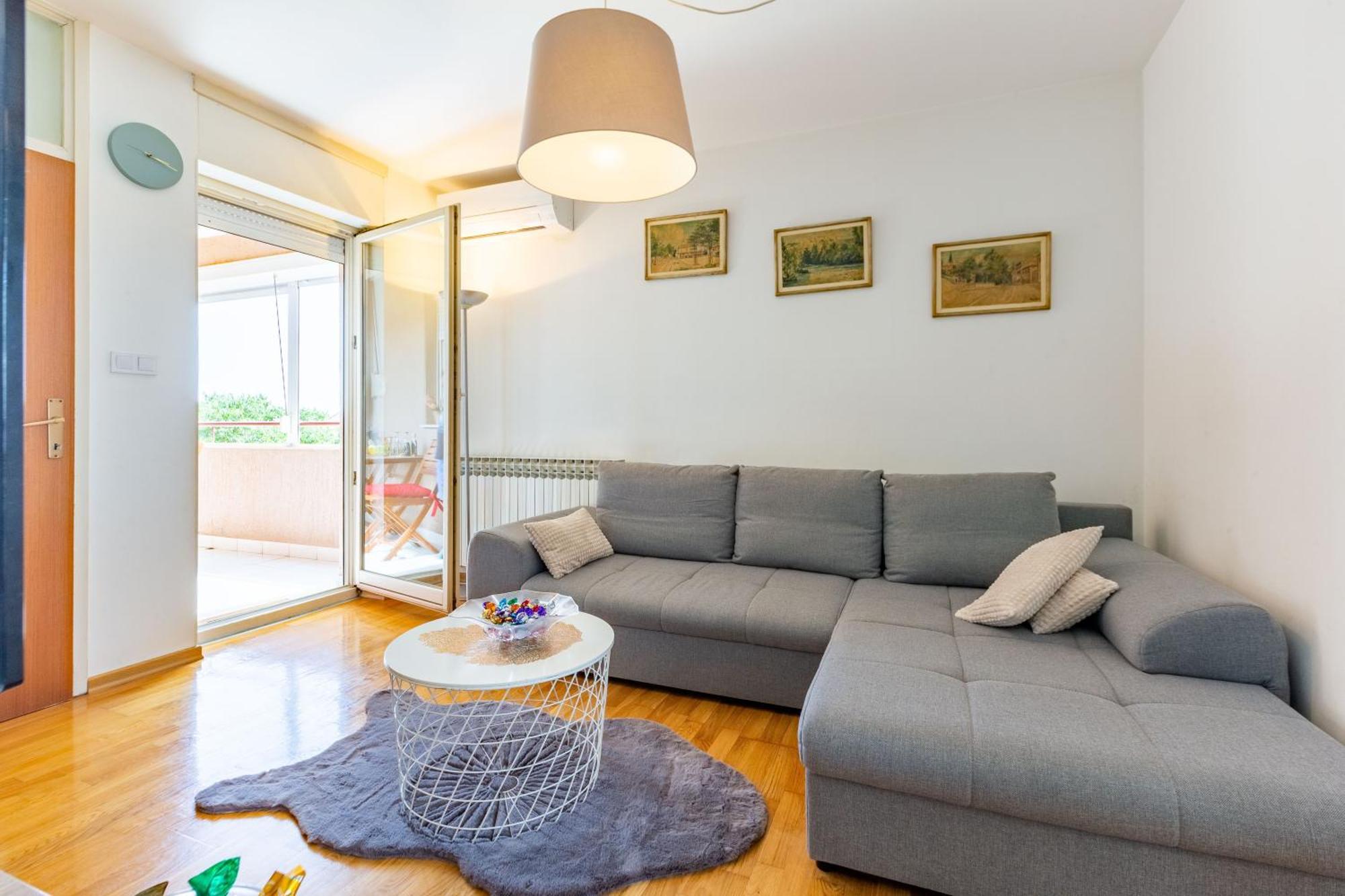 Dijana 1 Bdr With Balcony Appartement