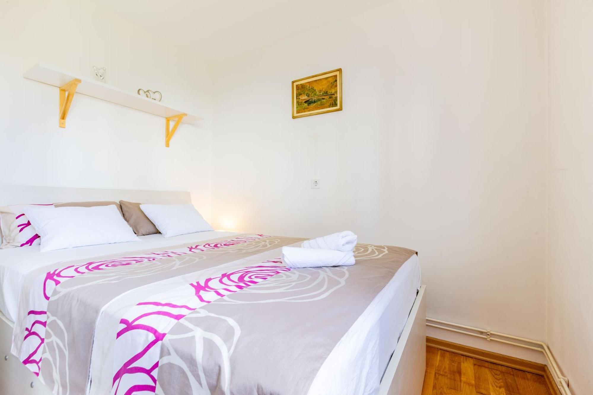 Apartment Dijana 1 Bdr With Balcony