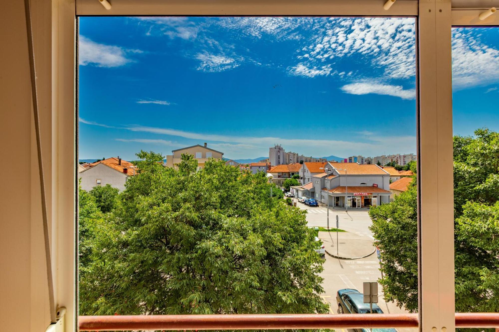 Dijana 1 Bdr With Balcony *
